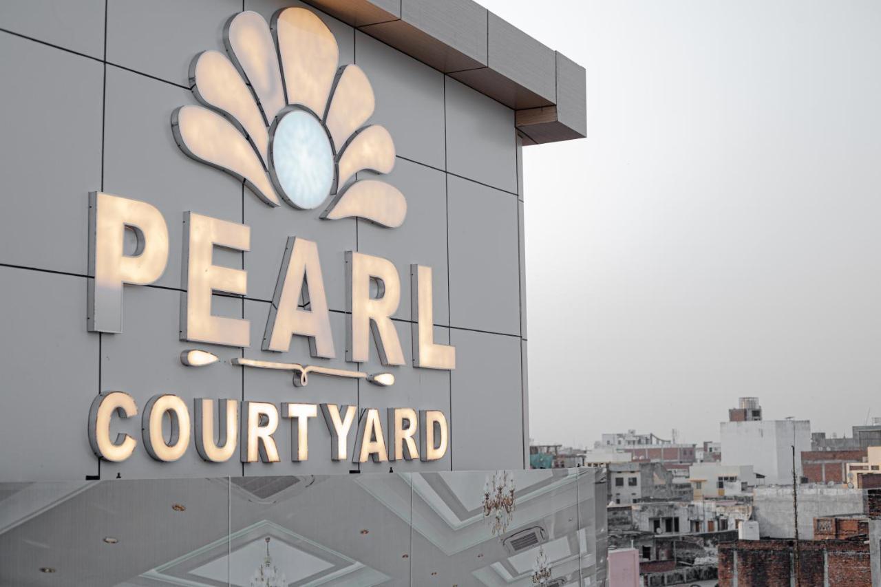 Pearl Courtyard Hotel Varanasi Ngoại thất bức ảnh