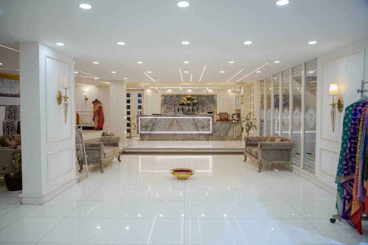 Pearl Courtyard Hotel Varanasi Ngoại thất bức ảnh