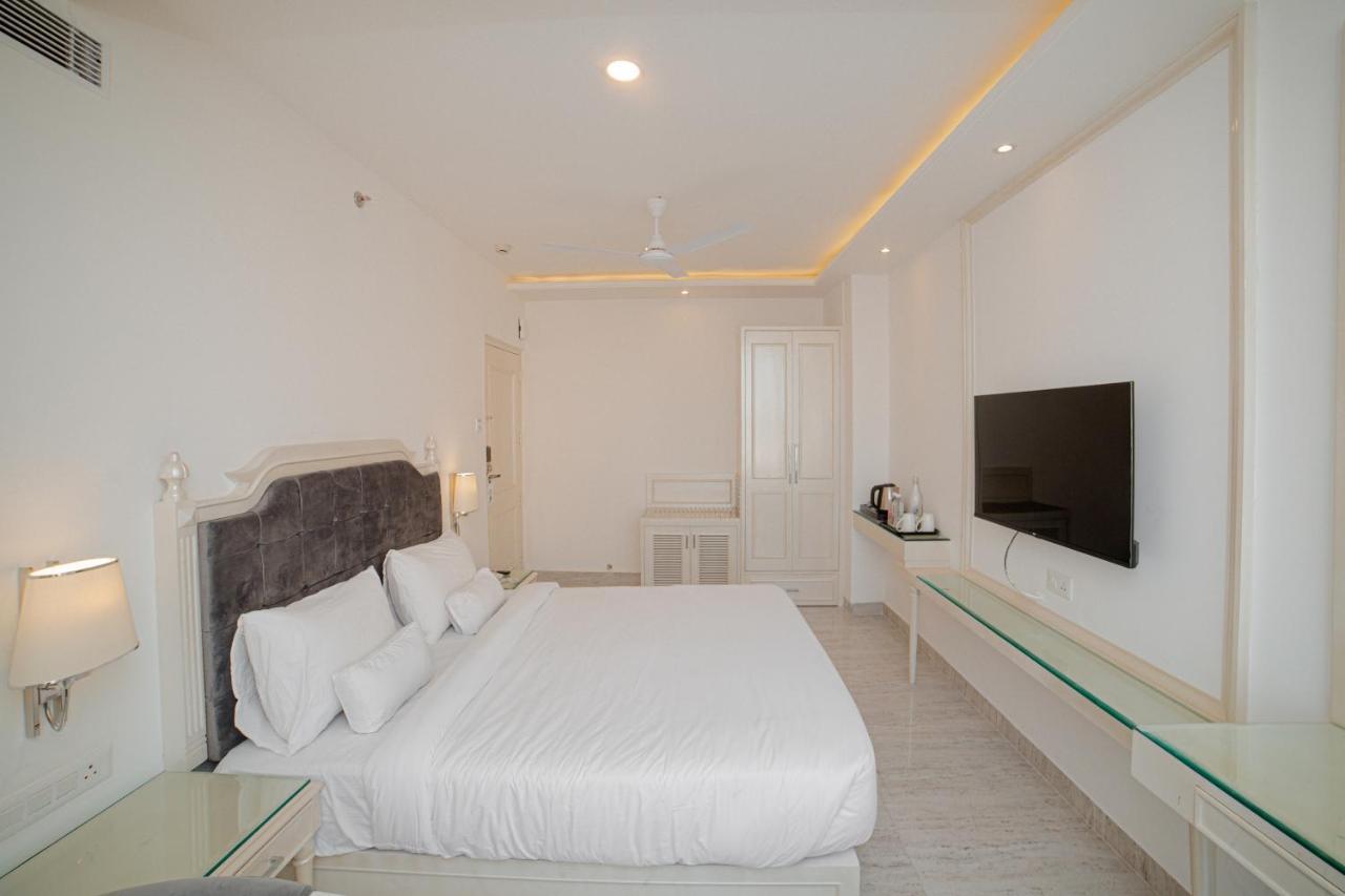 Pearl Courtyard Hotel Varanasi Ngoại thất bức ảnh