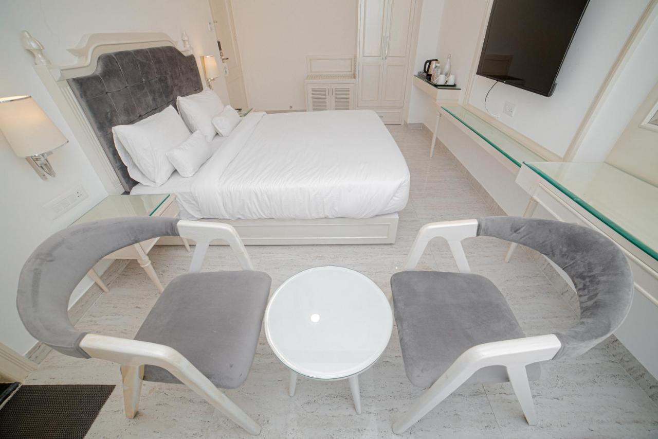 Pearl Courtyard Hotel Varanasi Ngoại thất bức ảnh