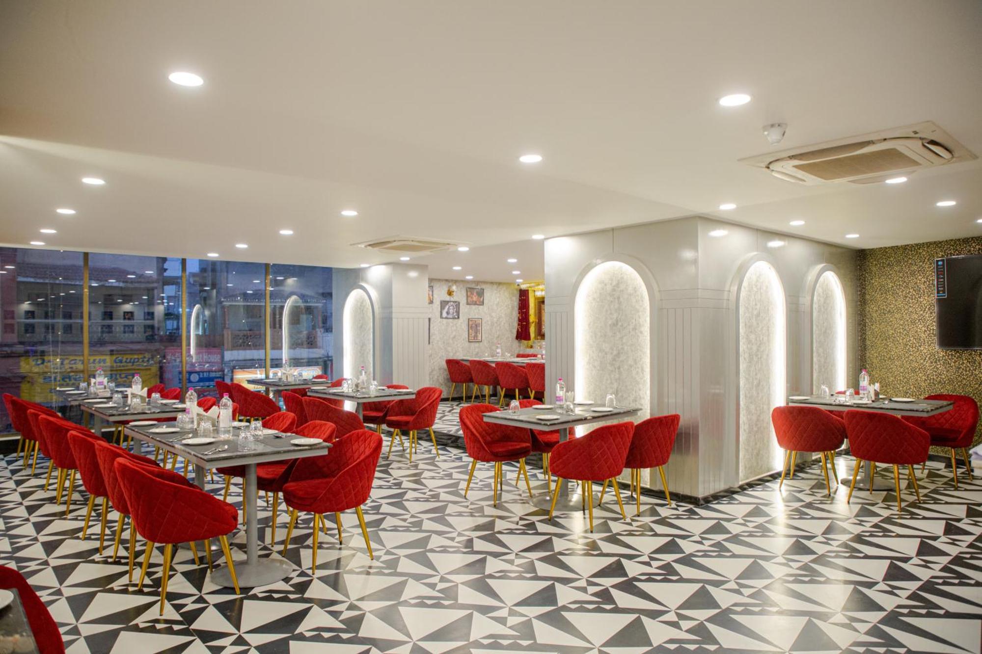 Pearl Courtyard Hotel Varanasi Ngoại thất bức ảnh