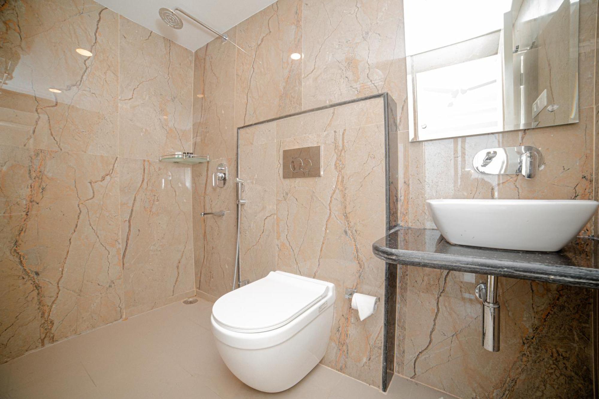 Pearl Courtyard Hotel Varanasi Ngoại thất bức ảnh